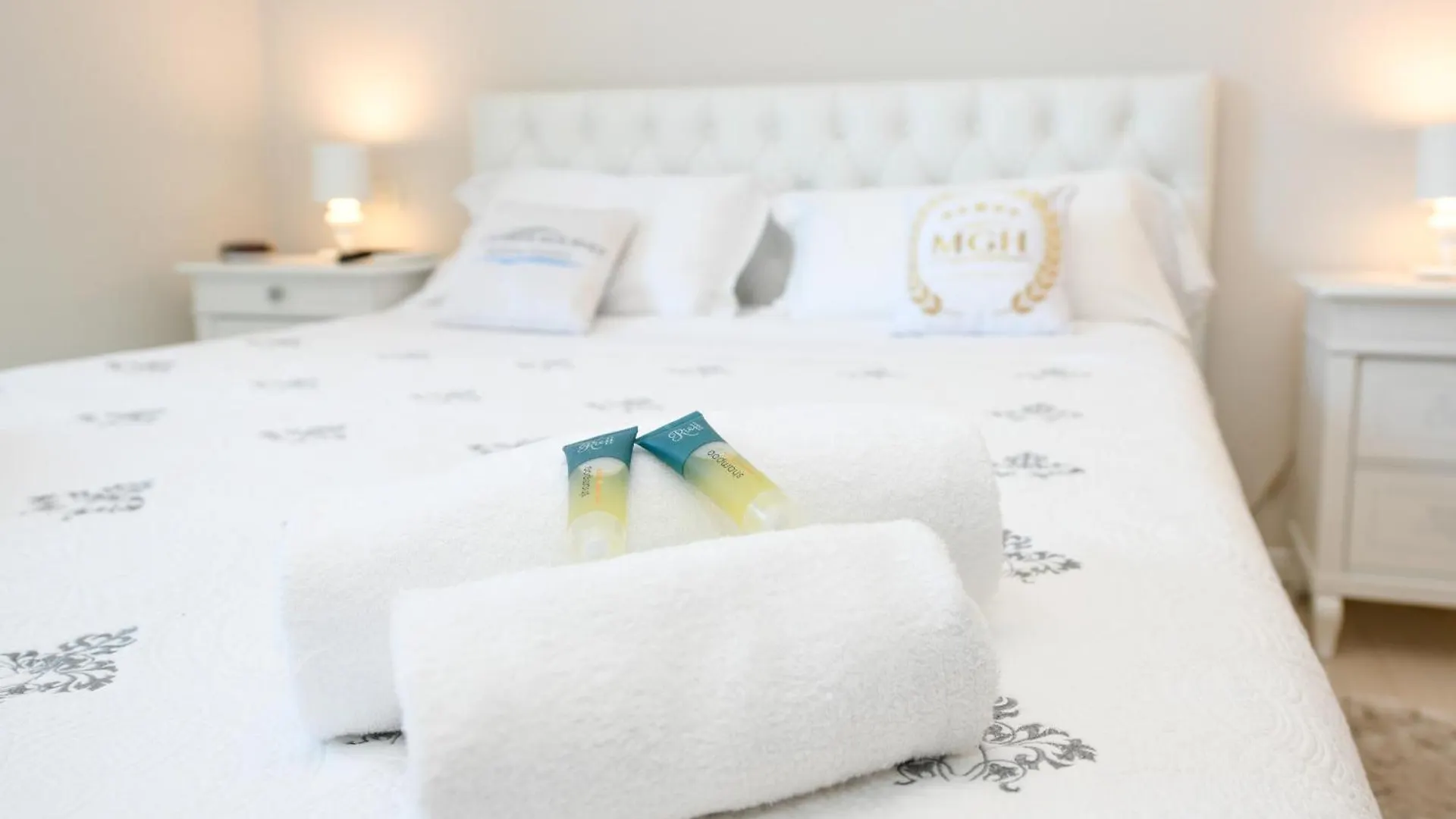 Mgh Luxury - Villa Essence Сан-Мартино-делла-Баталья