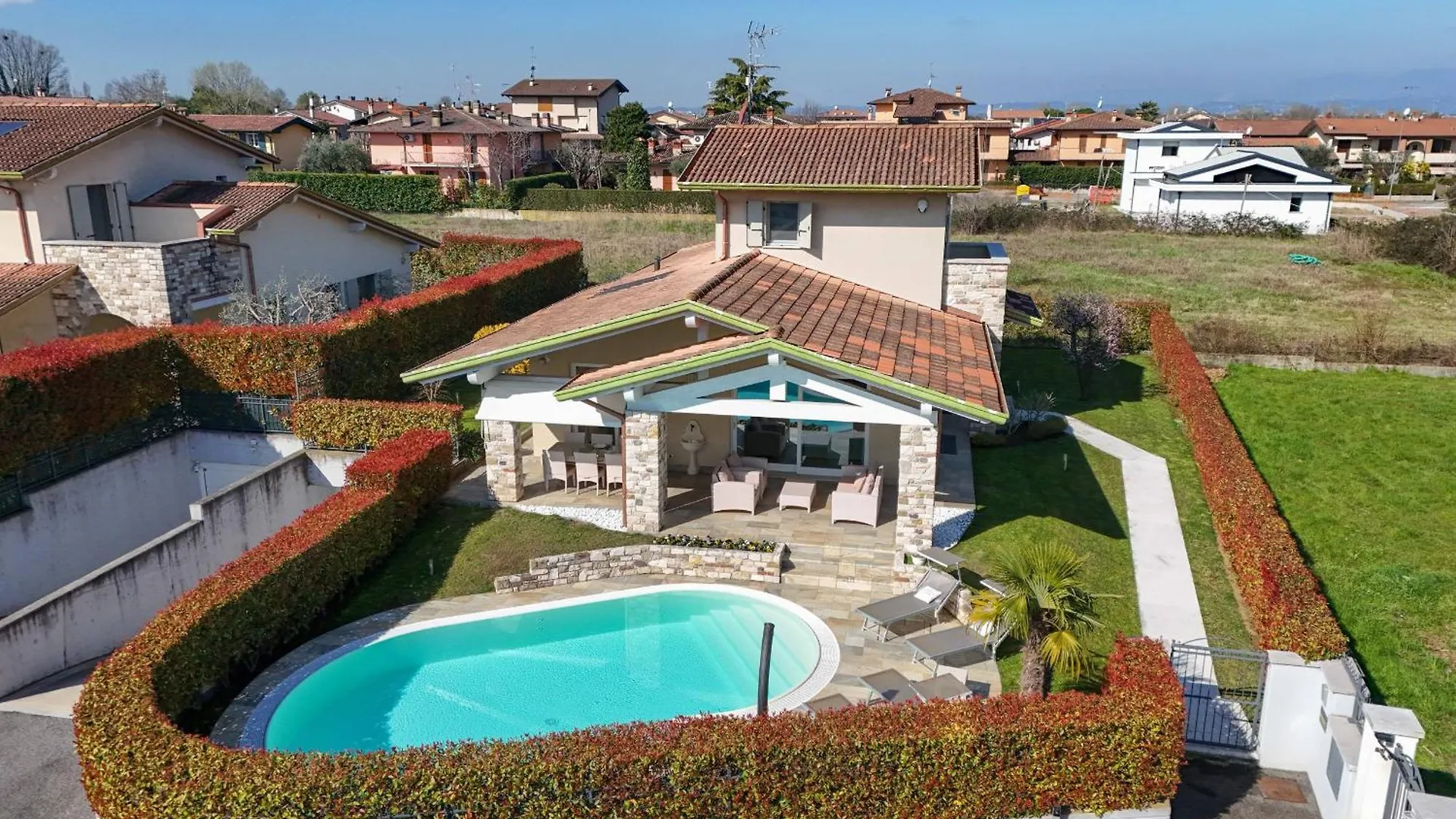 Mgh Luxury - Villa Essence San Martino della Battaglia 0*,