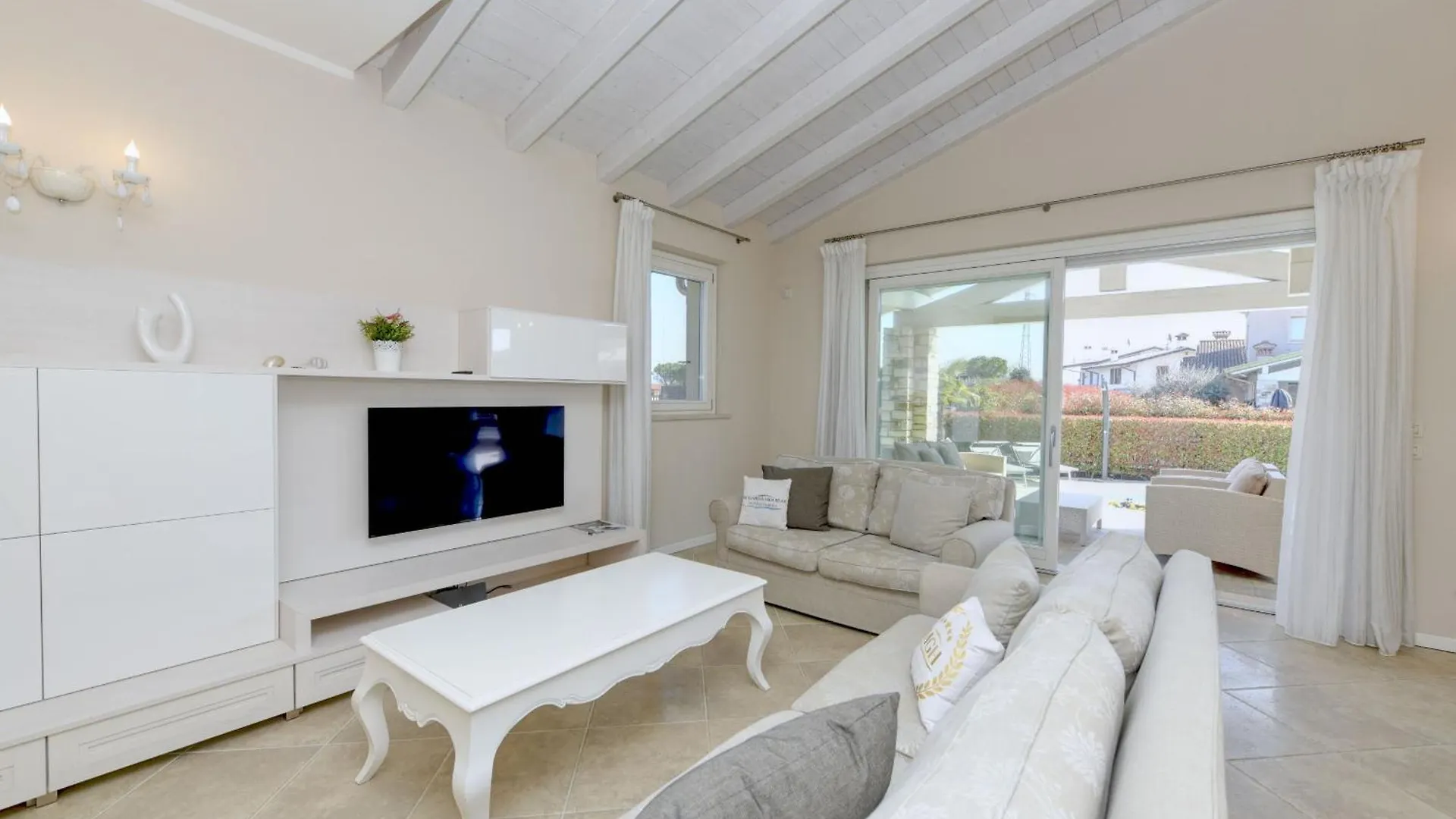 Mgh Luxury - Villa Essence San Martino della Battaglia