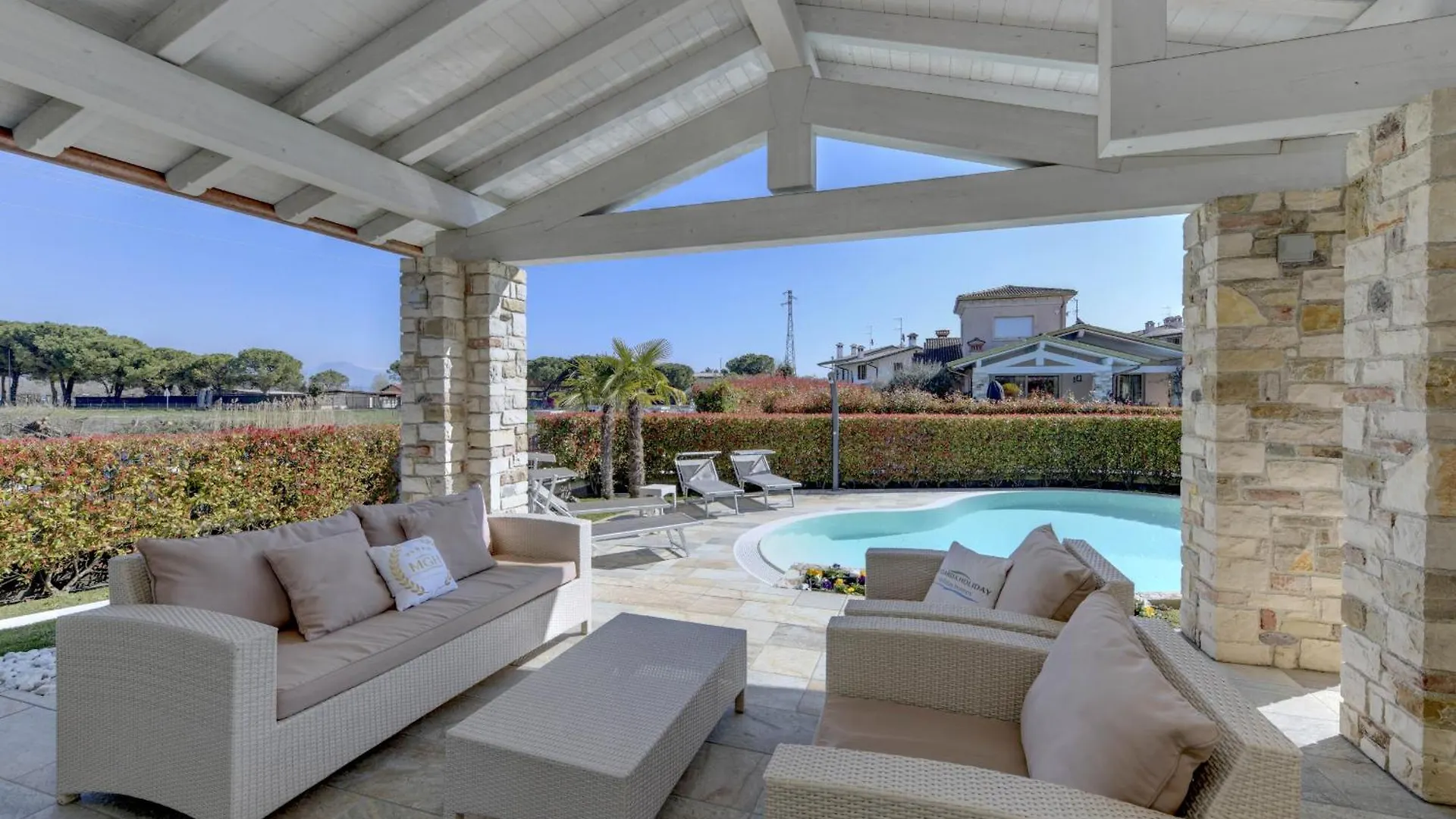 Mgh Luxury - Villa Essence San Martino della Battaglia
